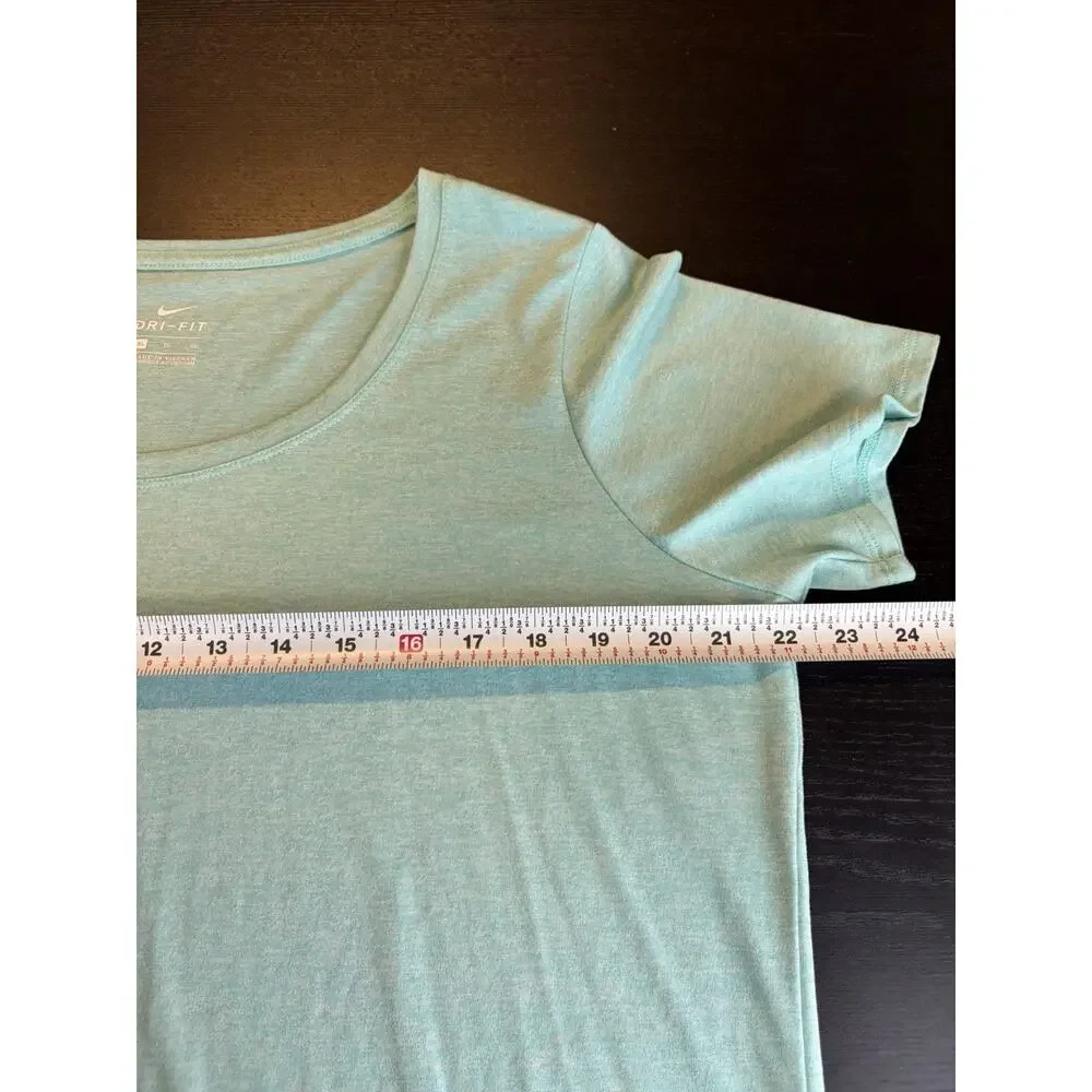 Nike Women's Running Top Shirt Athletic, Scoop Neck, Dri-Fit, XL Blue Aqua